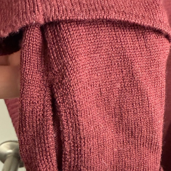 Lululemon Sit In Lotus Wrap II Ribbed Thumbholes Athleisure Merino Wool size 12 - Picture 4 of 8